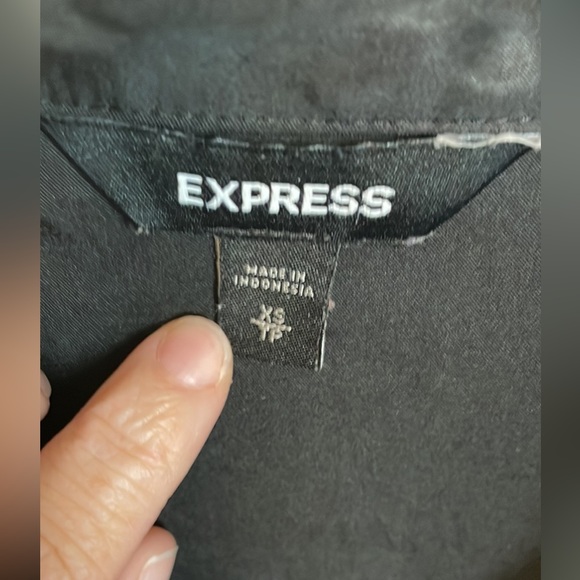 Satin jewel button down blouse Express size XS - Picture 4 of 5